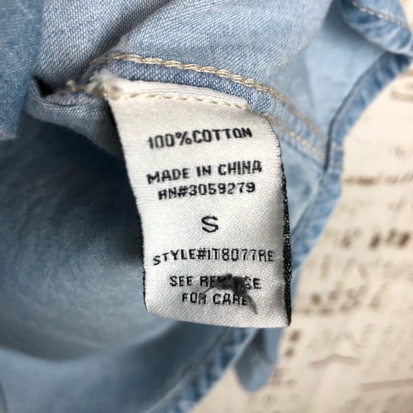 Chambray Blue Denim Button Down Shirt - Picture 4 of 5